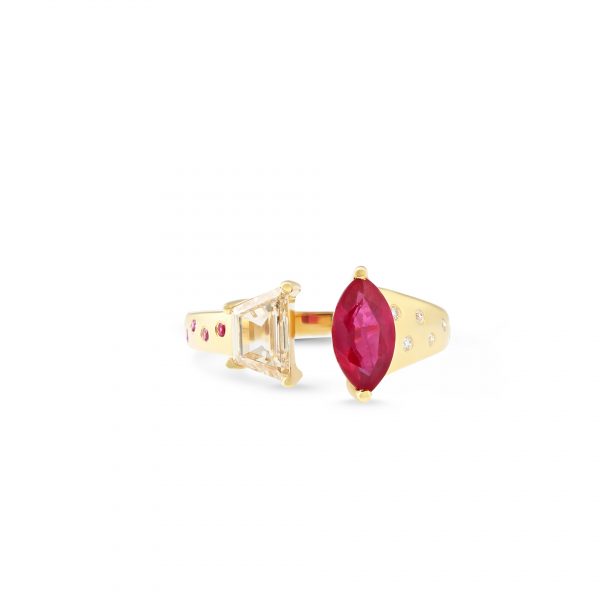 Exquis ring Kaina Jewels Dubai UAE