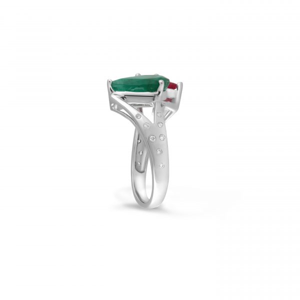 Diamonds, Emerald and Ruby Pear shaped engagement ring Kaina Jewels Dubai
